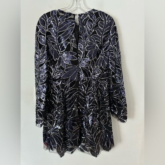 Milly
Scottie Floral Sequined Minidress dress size 10 - Picture 11 of 12